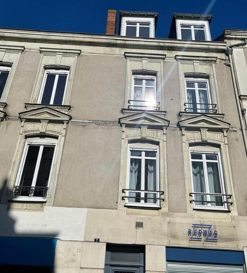 Demeure Rossini Cholet Centre Apartment Luaran gambar