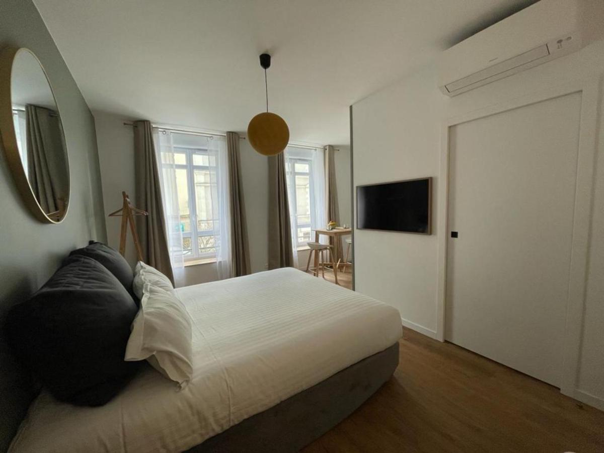 Demeure Rossini Cholet Centre Apartment Luaran gambar